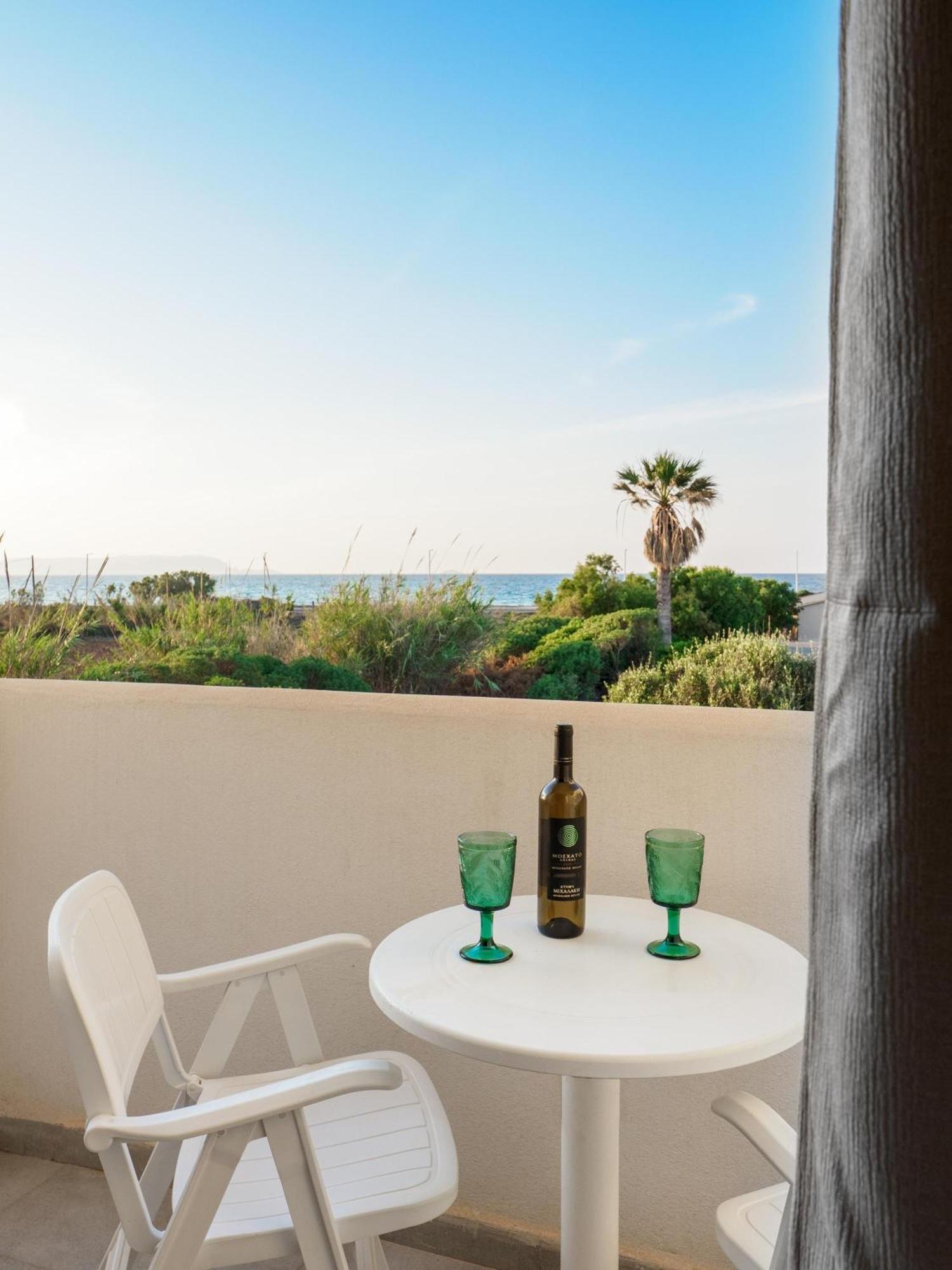 Divina Seaside Apartments By Estia Goúvai Ngoại thất bức ảnh